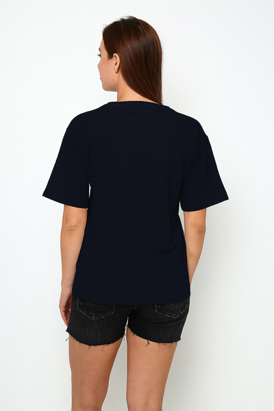 Oasis Women's Oversize Unprinted Crew Neck T-Shirt