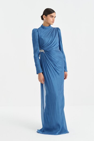 Nihan Taş Aksesuarlı Drapeli Abiye İndigo