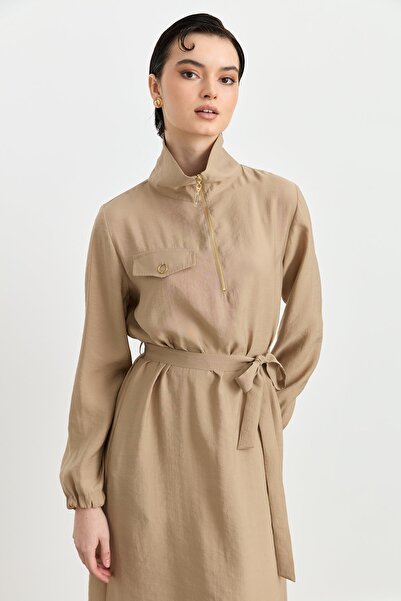 Nihan Yaka Detaylı Kuşaklı Modal Elbise Vizon