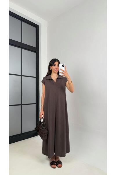 Gaus فستان أساسي بياقة بولو وجيوب من MD Coffee Gaus00568