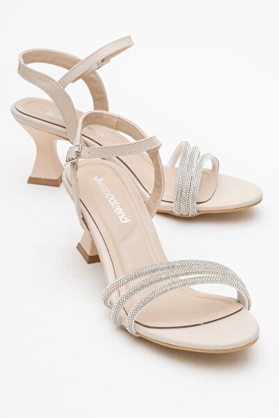 CCWAY AYAKKABI Women's Piping 3 Stone Heeled Shoes Ten Skin