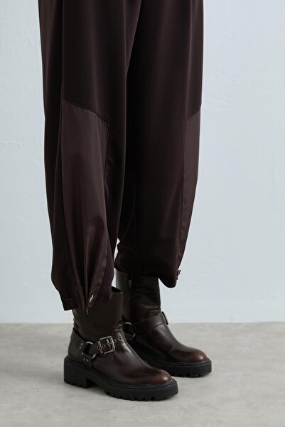 Nihan Paçası Büzgülü Pantolon Kahve