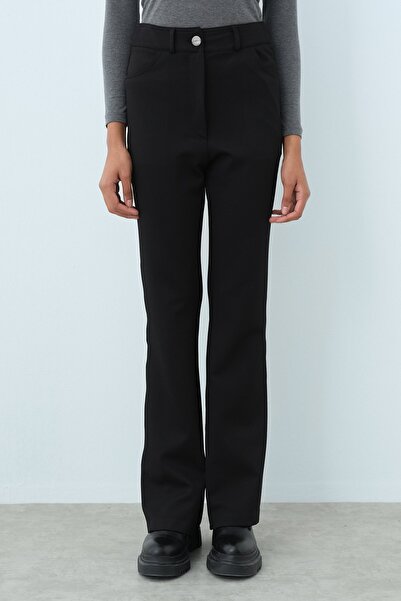 Nihan İspanyol Paça Pantolon Siyah