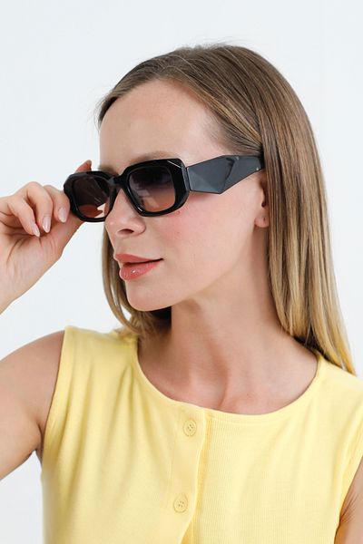 Fulla Moda Framed Sunglasses