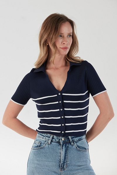 Fulla Moda Πλεκτή μπλούζα με γιακά πόλο με ριγέ κουμπιά
