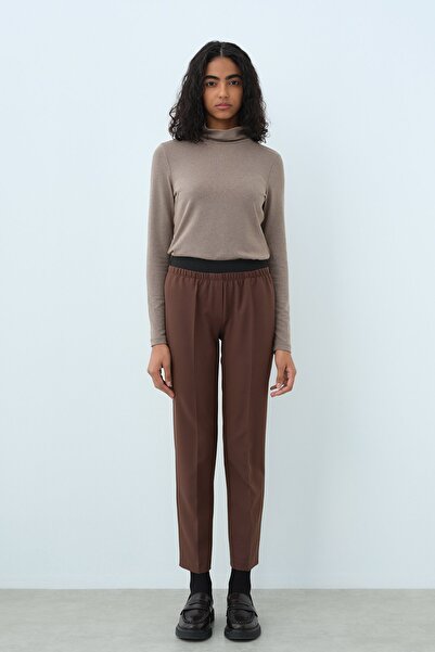 Nihan Beli Lastikli Ütü İzli Havuç Pantolon Kahve