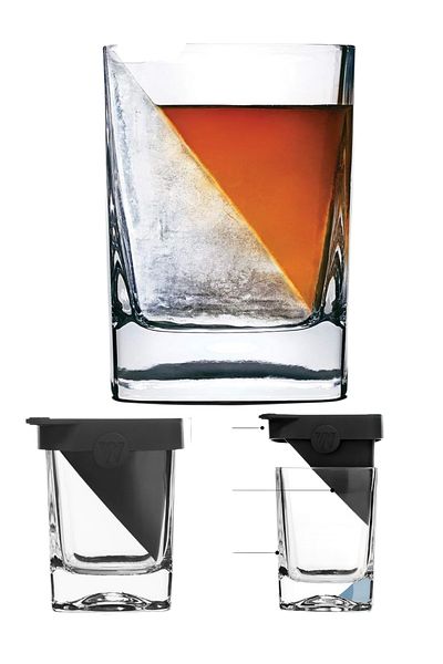 Yenigeldi 2 Vintage Ice Wedge Cocktail Glasses