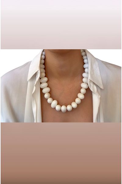 Be Best Women's White Color Natural Beads Big Row Necklace Be117