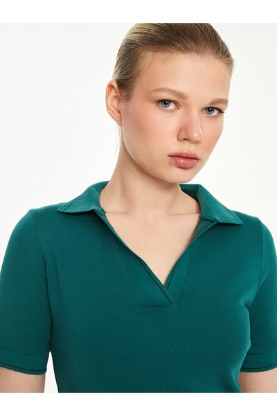 LC Waikiki Γυναικείο T-Shirt Polo Neck