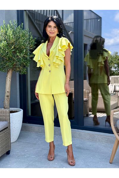 RAMONA BADESCU EXCLUSIVE Elegant suit with ruffles – fitted cut and tapered trousers