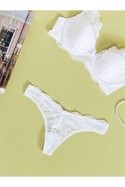 LC Waikiki Ausgefallene Tanga-Slips aus Spitze