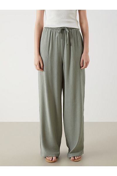 LC Waikiki Elastic Waist Textured Women's Trousers