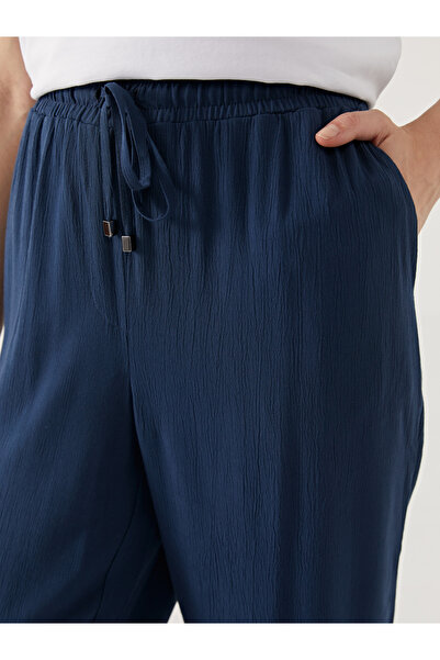 LC Waikiki Beli Lastikli Dokulu Kadın Pantolon