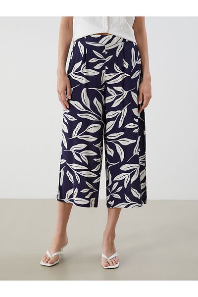 LC Waikiki Mixed Floral Women's Capri with Elastic Waist