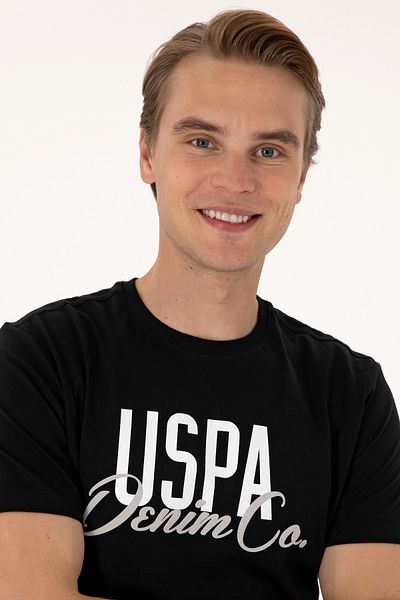U.S. Polo Assn. Men's Regular Fit Black Crew Neck T-Shirt 50306923-Vr046
