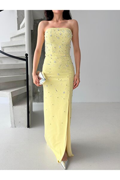 Serica Moda Sarı Taş İşlemeli Yırtmaçlı Straplez Abiye Elbise