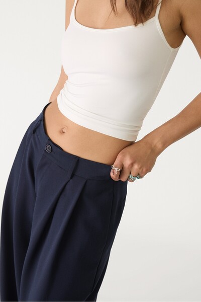 Stradivarius Wide leg smart trousers with darts