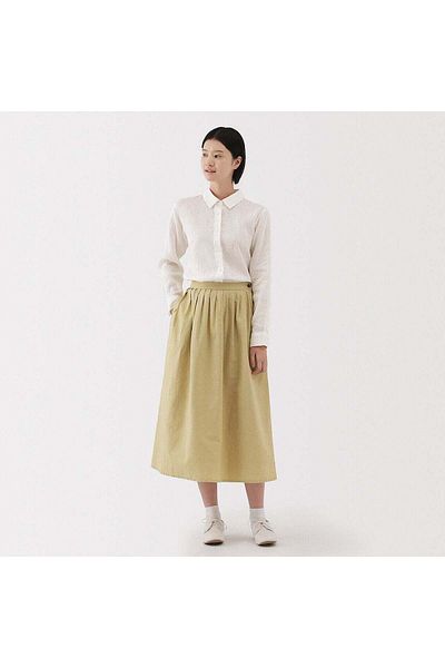Muji قميص كتان مغسول بياقة عادية وأكمام طويلة