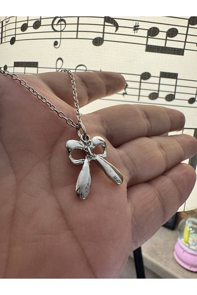 Herşey Nota Elegant Bow Tie Unisex Necklace with Bow Figure – the Symbol of Elegance and Elegance