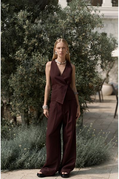 BOHEMAİ Nagmetah Back Windowed Burgundy Vest Trousers Suit