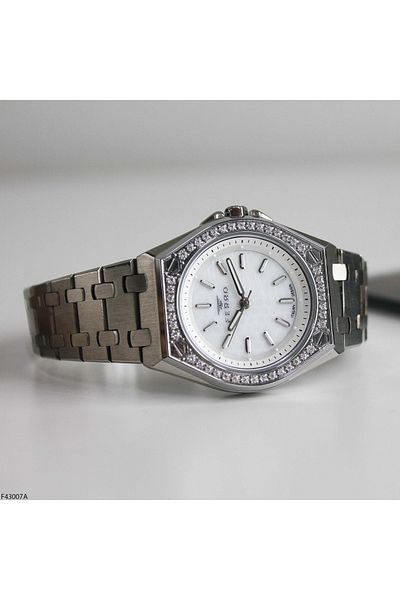 FERRO F43007A Women's Wrist Watch with Steel Band