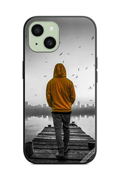 Covernex غطاء حماية لجهاز Apple iPhone 15 - فتى حزين يمشي
