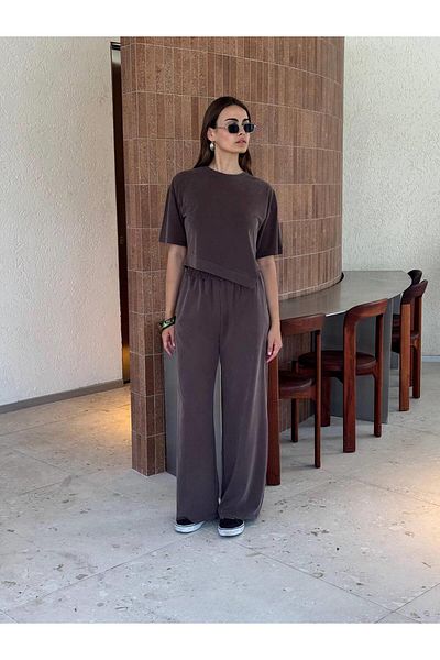 Coral Asymmetric Slit T-Shirt Trousers Set Brown