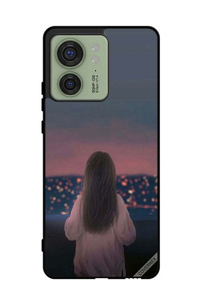 Covernex غطاء حماية لهاتف موتورولا إيدج 40 - فتاة واقفة