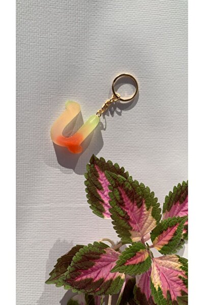 MISS GOLDEN سلسلة مفاتيح ملونة على شكل حرف U مع إكسسوارات ذهبية مصنوعة يدويًا...