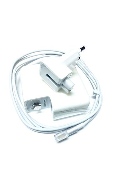 OEM Apple compatible laptop charger 60W, 16.5V, 3.65A with MagSafe plug, Santa Rosa White