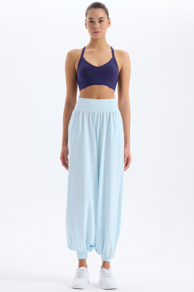 COMEUP Pantaloni largi cu buzunare, albastru nor