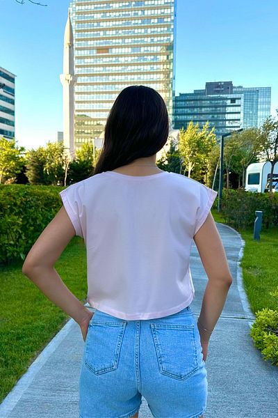BİKELİFE Γυναικείο T-Shirt με λαιμόκοψη με βάτα