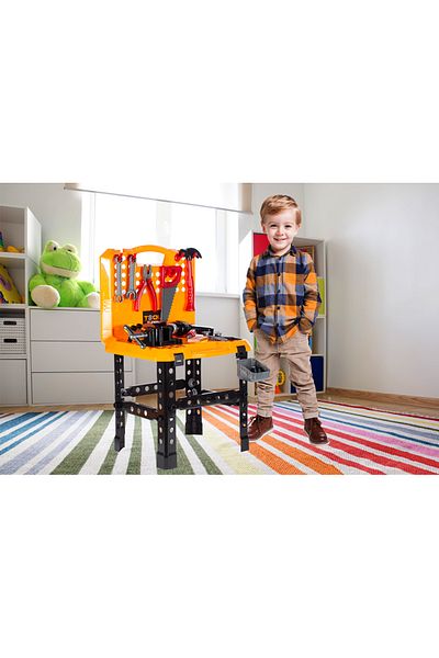 ideal STORE Captain Yellow Mechanic suitcase-style interactive workbench, accessorized with a multitude of tools