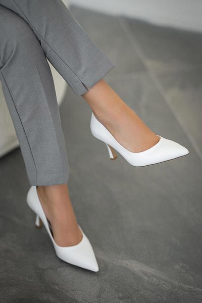 Parponi Monat Thin Heeled Leather Stiletto White