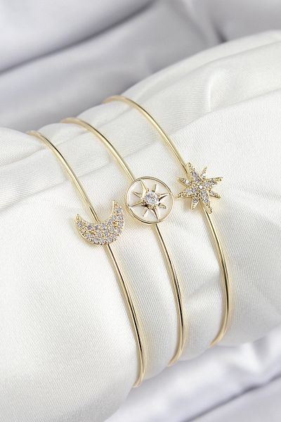BESKAR Brass Zircon Stone Moon and Polar Star Model Gold Color Vip 3-Piece Women's Bracelet