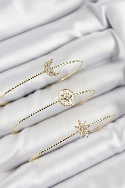 BESKAR Brass Zircon Stone Moon and Polar Star Model Gold Color Vip 3-Piece Women's Bracelet
