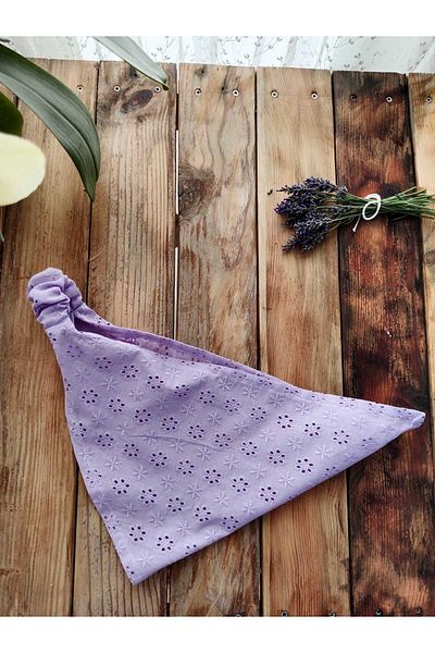 Mufincollection Handmade Lace Cotton Fabric Elastic Bandana – Vintage Triangle Style