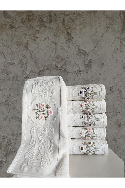 Fiesta Elite Handcrafted 3D Embroidered Boxed 50X90 cm 100% Cotton