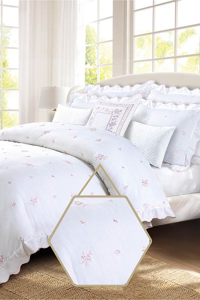 Bee Home Bed and Bath Selena | 8 Pieces King Comforter Set - 244 x 280 cm