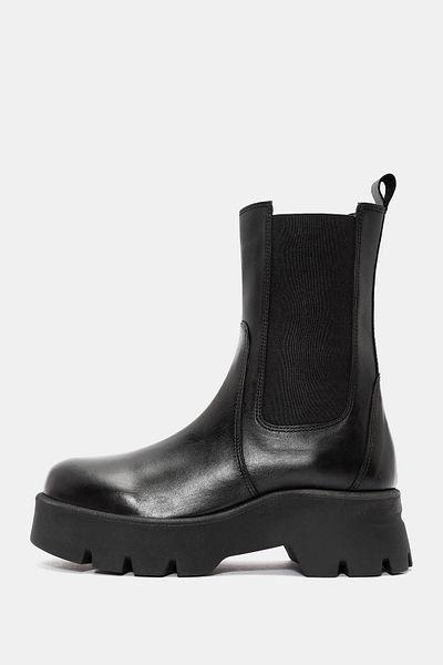 Bestyle Roslyn Women's Black Real Leather Chelsea Boots