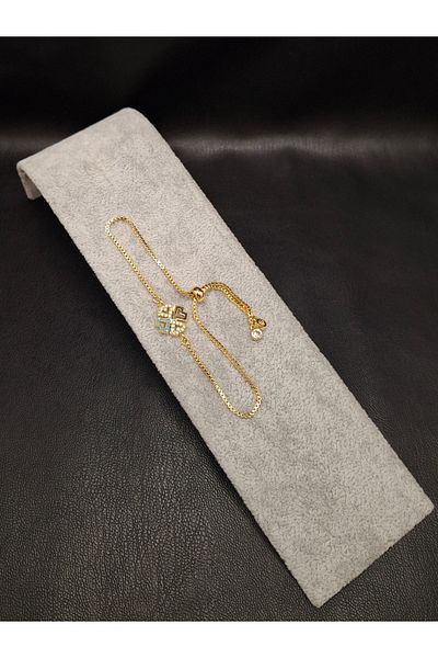 Han Ticarethane Gold Color Stone Clover Model Bracelet
