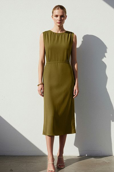 Trendyol Collection Λιπαρό πράσινο ίσιο μίντι υφαντό φόρεμα TWOSS25EL00013