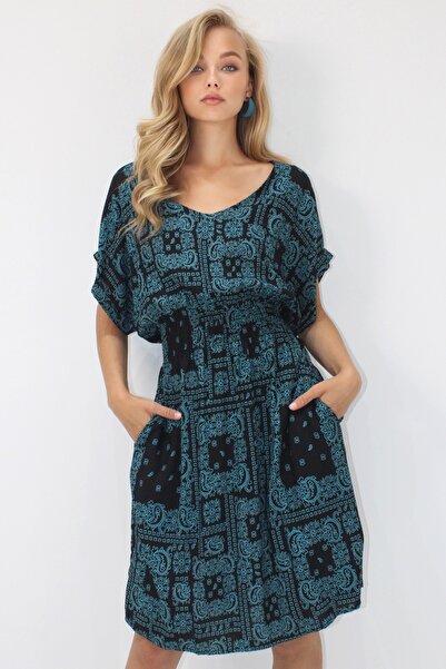 Trend Alaçatı Stili Kadın Petrol Mavi V Yaka Çift Cepli Etnik Desenli Beli Gipeli Dokuma Viskon Elbise ALC-X14200