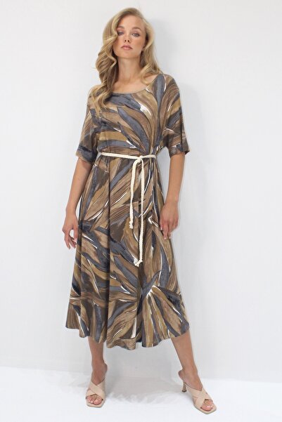 Trend Alaçatı Stili Γυναικείο φόρεμα με μοτίβο καμπάνας καφέ γάλακτος με μοτίβο μίντι μήκους άνετο φόρεμα βισκόζης ALC-X14208