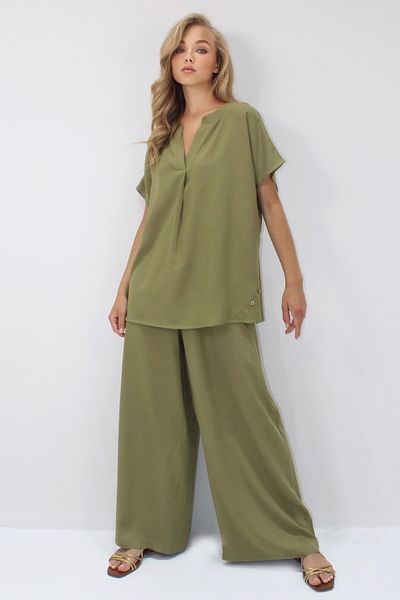 Trend Alaçatı Stili Women's Khaki Button Detailed Relaxed Fit Viscose Woven Double Suit Alc-X14244