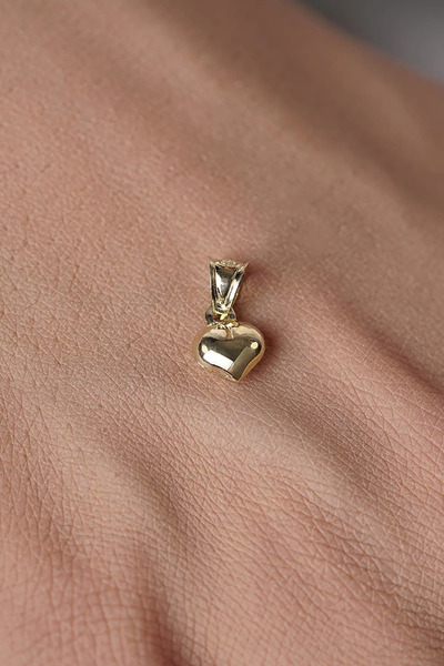 Fiyonk Kuyumculuk 14 Ayar Altın Kalpli Aşk ve Şans Kolye Ucu