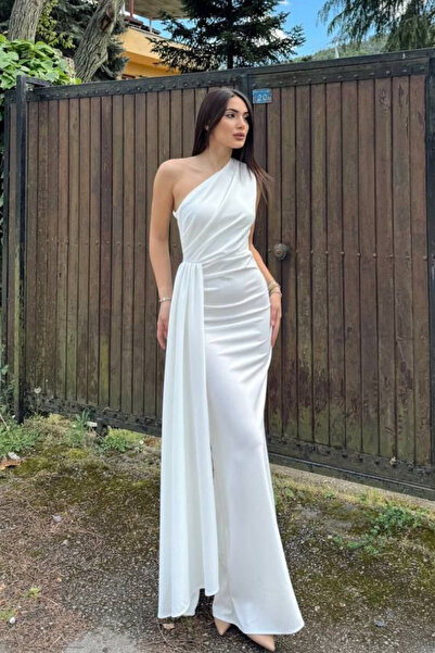 bella istanbul sedef kuyruk detay abiye