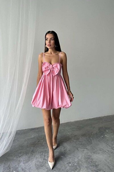 yesıl sarmasık 35 Rochie roz cu bretele cu fundă în față