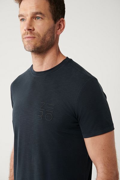 Avva Ανδρικό μπλουζάκι Anthracite Soft Touch Crew Neck με στάμπα A32y1008