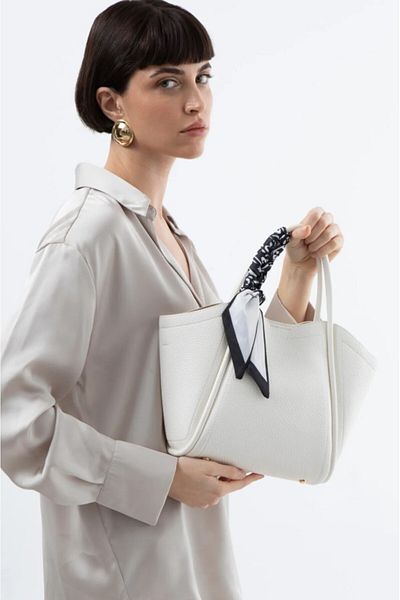 Matthew Cox Women's Handbag Byn2357